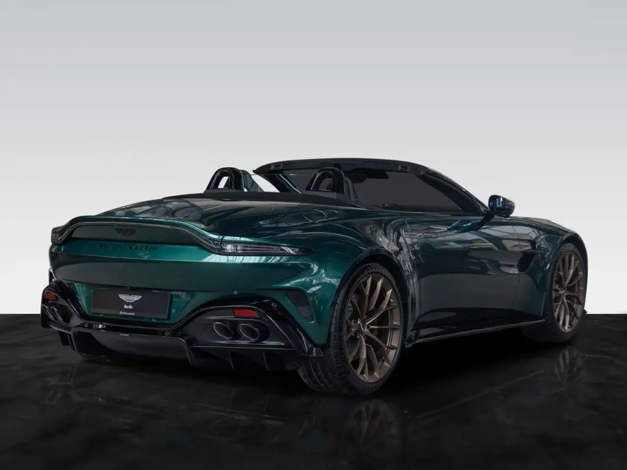 Aston Martin Vantage V8 Spider 2026, dashboard — Courchevel Luxury Car Rental, Courchevel. The Aston Martin Vantage V8 Spider pairs 665 hp with a roofless cabin built for two, and…