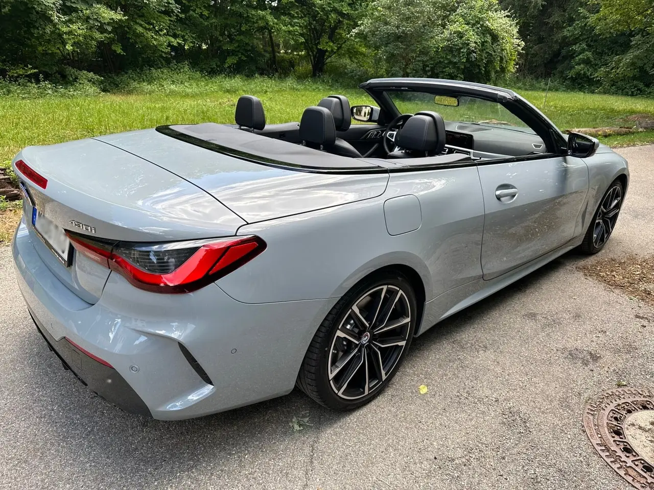 BMW 430i Cabrio 2023, exterior — Courchevel Luxury Car Rental, Courchevel. The BMW 430i Cabrio brings 245 hp and four seats to a fleet otherwise weighted toward…