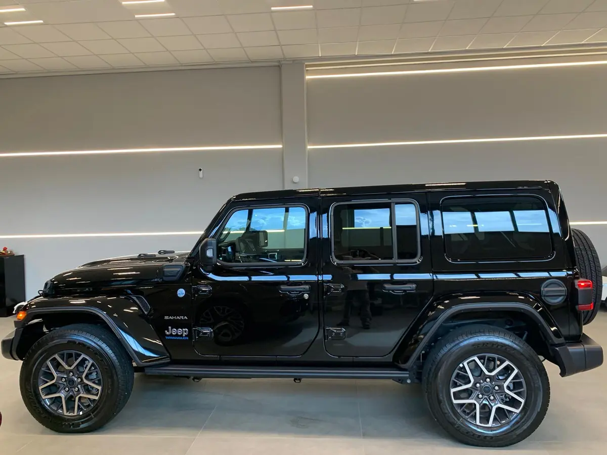 Jeep Wrangler 2025, side profile — Courchevel Luxury Car Rental, Courchevel. The 2025 Jeep Wrangler brings a different kind of confidence to Courchevel than the…