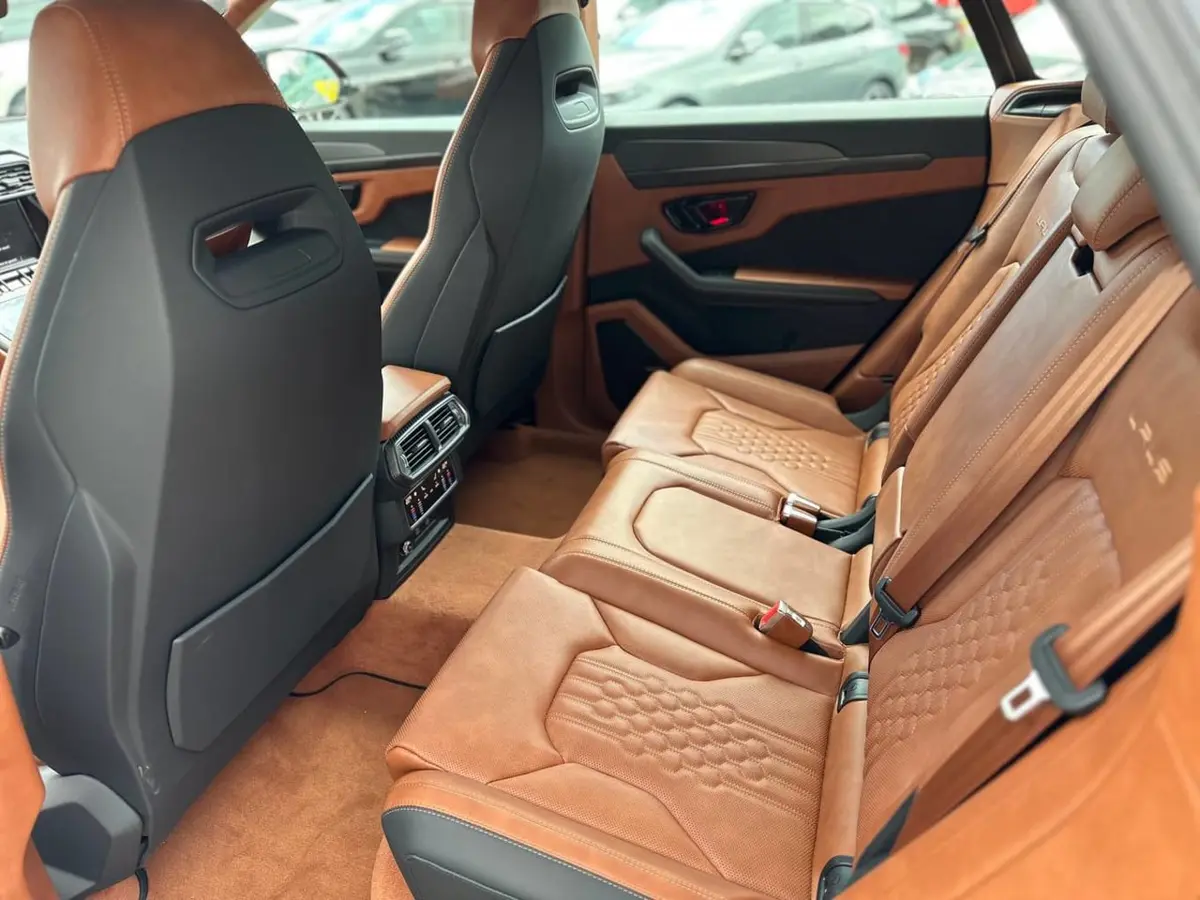 Lamborghini Urus S 2023, exterior — Courchevel Luxury Car Rental, Courchevel. The Lamborghini Urus S brings 657 hp to a body style built for the terrain around…