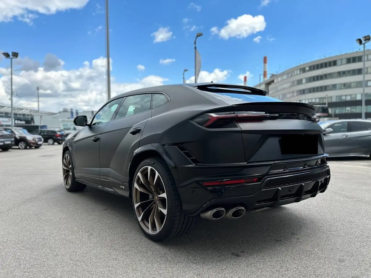 Lamborghini Urus S 2023, front view — Courchevel Luxury Car Rental, Courchevel. The Lamborghini Urus S brings 657 hp to a body style built for the terrain around…