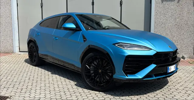 Lamborghini Urus SE 2025 — Courchevel Luxury Car Rental, Courchevel