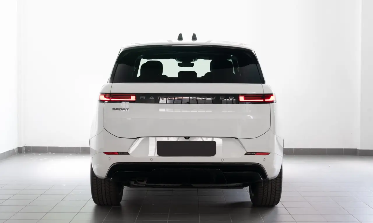Land Rover Range Rover Sport 2025, dashboard — Courchevel Luxury Car Rental, Courchevel. The 2025 Range Rover Sport brings 400 hp and five seats to the kind of driving that…