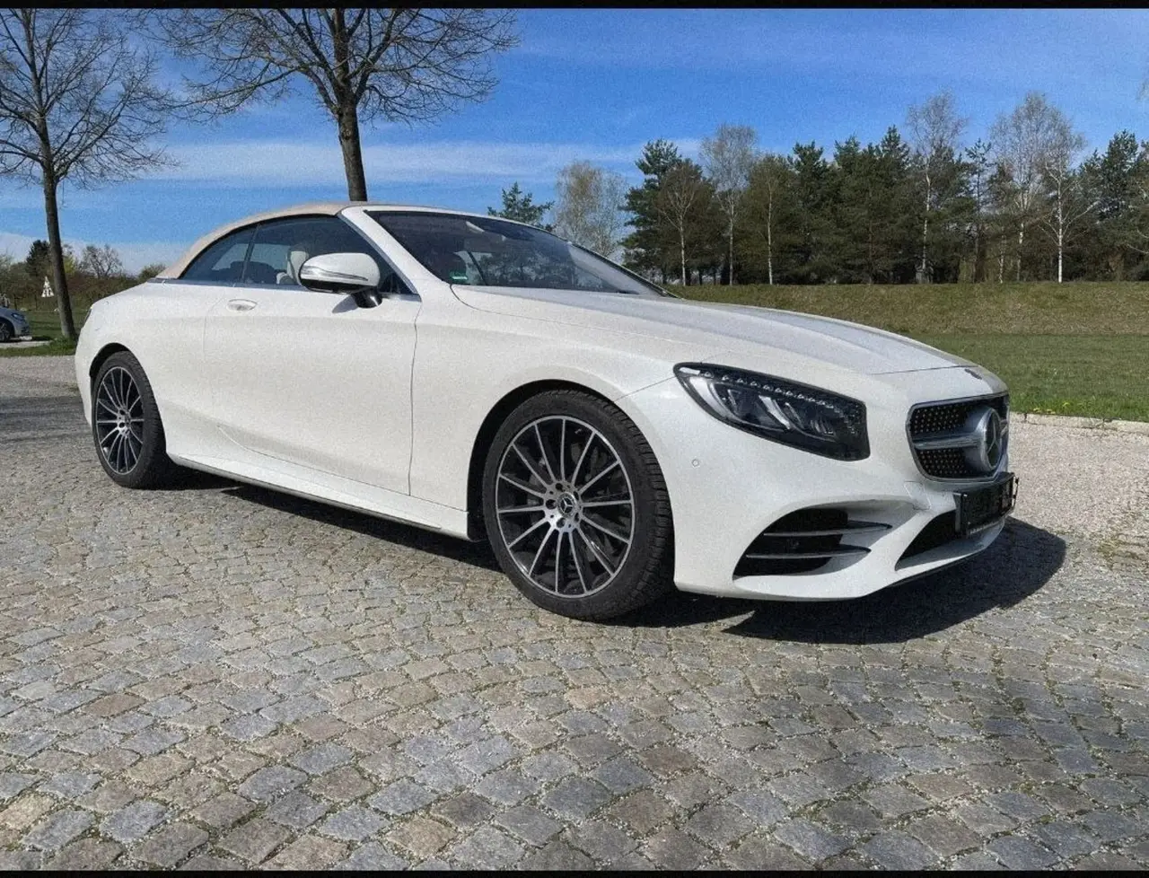 Mercedes Benz S560 Cabrio 2021 — Courchevel Luxury Car Rental, Courchevel. The 2021 Mercedes Benz S560 Cabrio brings a different kind of open-top experience to the…