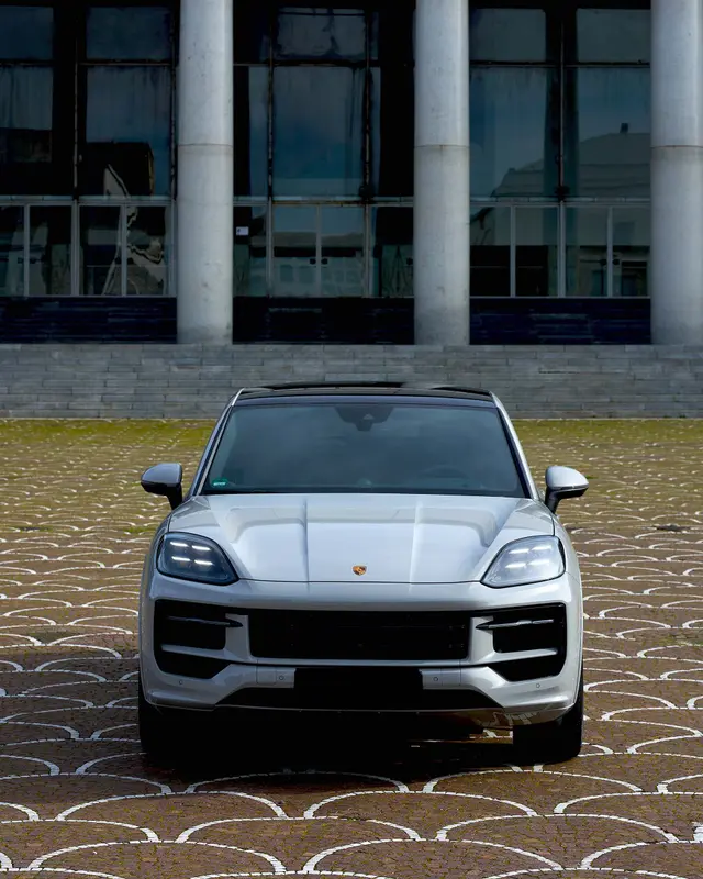 Porsche Cayenne 2025 — Courchevel Luxury Car Rental, Courchevel