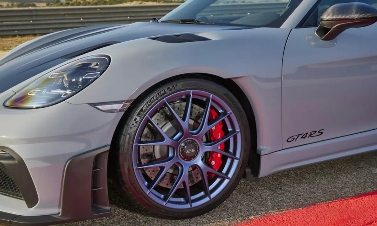 Porsche GT4 RS 2024, front view — Courchevel Luxury Car Rental, Courchevel. The Porsche GT4 RS is a driver's car first: a 2-seat, rear-wheel-drive sports coupe built…